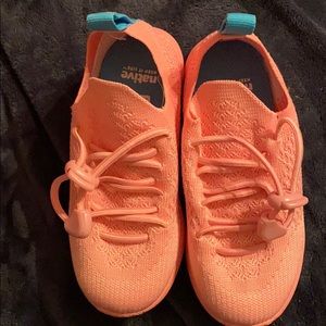 Native toddlers girls size 10. Brand new.